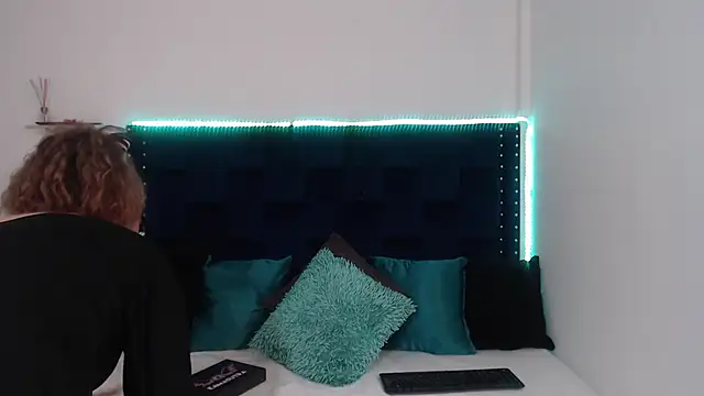 Snapshot of ARTEMIZA_LOVE_ chatting on 14, 3, 2025 ARTEMIZA LOVE online show from 14, 3, 2025