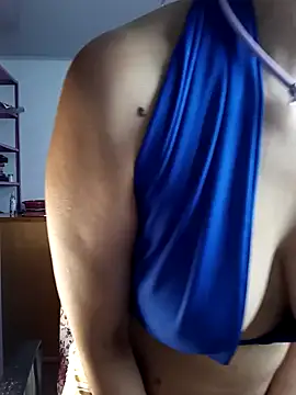 saralunabella online show from 5, 2, 2025