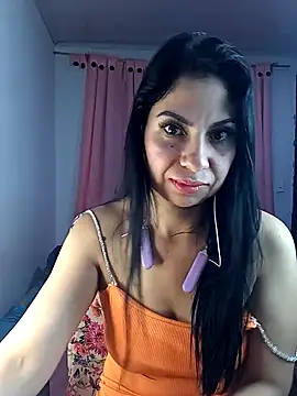 saralunabella online show from 15, 2, 2025