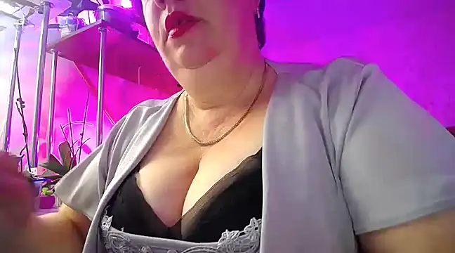  Sweet Woman online show from 19, 12, 2024