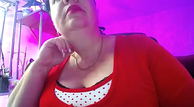  Sweet Woman online show from 8, 1, 2025