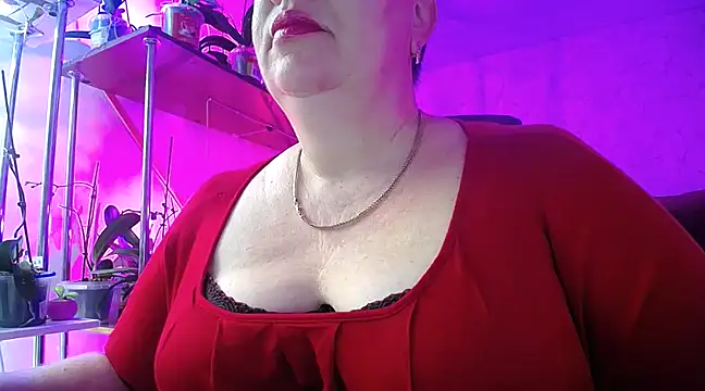  Sweet Woman online show from 16, 1, 2025