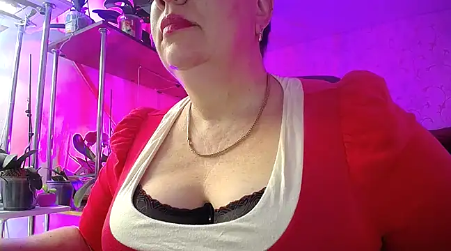  Sweet Woman online show from 29, 1, 2025