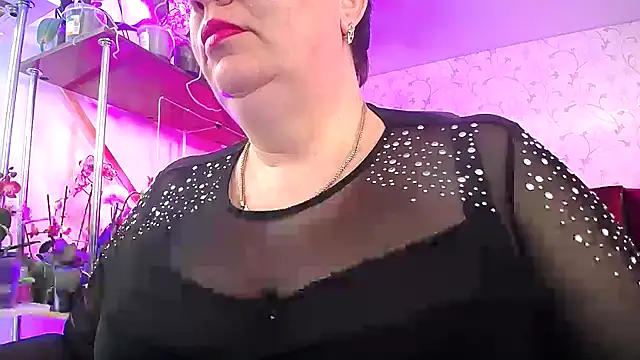  Sweet Woman online show from 8, 3, 2025
