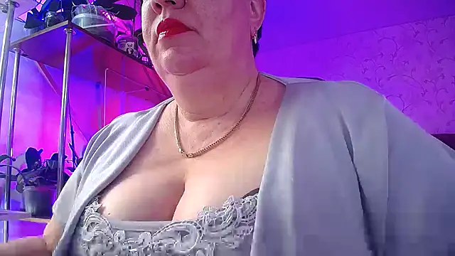  Sweet Woman online show from 6, 2, 2026