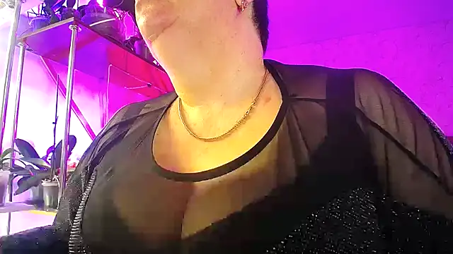 Snapshot of _Sweet_Woman chatting on 4, 3, 2026 Sweet Woman online show from 4, 3, 2026