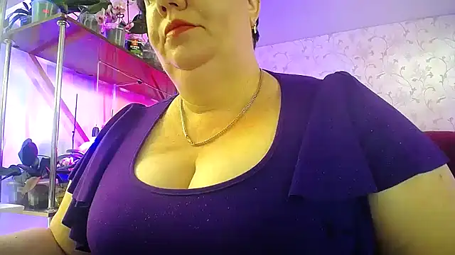  Sweet Woman online show from 16, 5, 2026