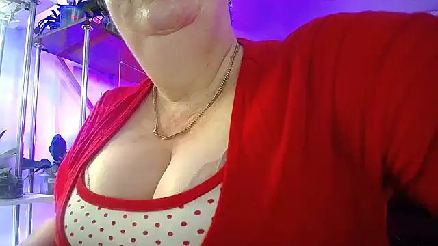  Sweet Woman online show from 18, 5, 2026