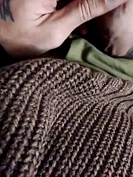 Snapshot of AndreiDts92 chatting on 13, 10, 2025 AndreiDts92 online show from 13, 10, 2025