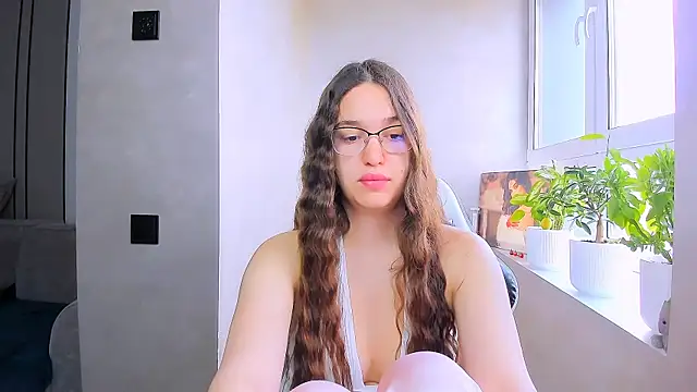 Snapshot of fancy_bunny chatting on 28, 4, 2026 fancy bunny online show from 28, 4, 2026