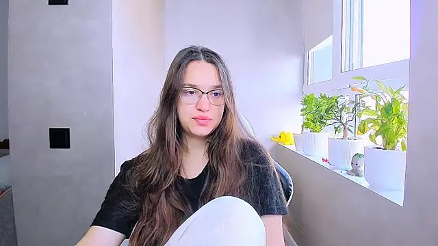 Snapshot of fancy_bunny chatting on 14, 5, 2026 fancy bunny online show from 14, 5, 2026