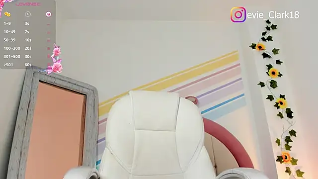 Evie Clark online show from 21, 3, 2025