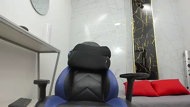 Snapshot of Steven_x94 chatting on 12, 11, 2025 Steven x94 online show from 12, 11, 2025