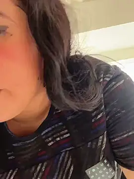 Snapshot of melyescobar chatting on 25, 12, 2024 melyescobar online show from 25, 12, 2024