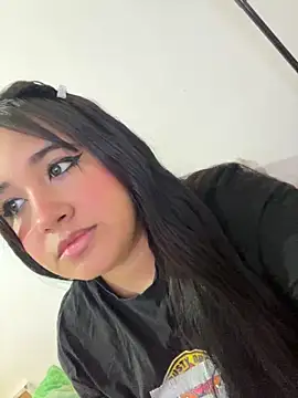 Snapshot of melyescobar chatting on 1, 2, 2025 melyescobar online show from 1, 2, 2025