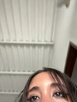Snapshot of melyescobar chatting on 19, 3, 2025 melyescobar online show from 19, 3, 2025