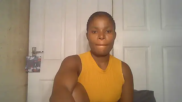 Snapshot of Smoochy_ chatting on 11, 12, 2024 Smoochy online show from 11, 12, 2024