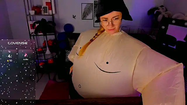 Snapshot of LadyIzabel chatting on 25, 1, 2025 LadyIzabel online show from 25, 1, 2025