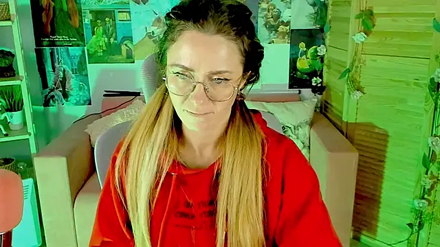 Snapshot of LadyIzabel chatting on 30, 1, 2025 LadyIzabel online show from 30, 1, 2025