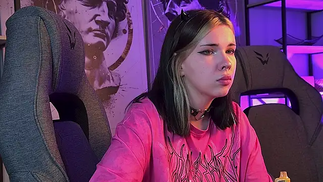 AliceSunday online show from 31, 10, 2025