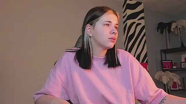 AliceSunday online show from 1, 12, 2025