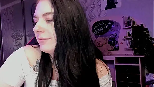 Snapshot of kira_gold__ chatting on 1, 12, 2024 kira gold online show from 1, 12, 2024