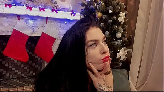 Snapshot of kira_gold__ chatting on 30, 12, 2024 kira gold online show from 30, 12, 2024
