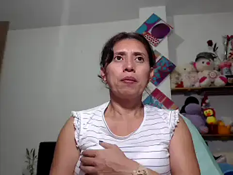 Snapshot of sexy_mary_69 chatting on 18, 1, 2025 sexy mary 69 online show from 18, 1, 2025