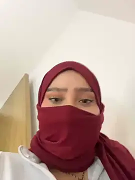 Snapshot of amaal_ chatting on 4, 4, 2026 amaal online show from 4, 4, 2026