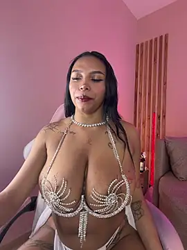 MadeleineSanez online show from 20, 6, 2026