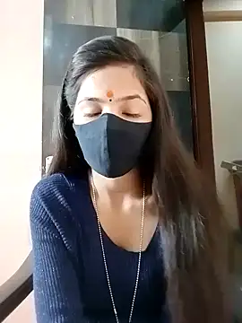 Snapshot of Bulbul_02 chatting on 17, 12, 2024 Bulbul 02 online show from 17, 12, 2024