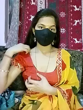 Snapshot of Bulbul_02 chatting on 4, 3, 2025 Bulbul 02 online show from 4, 3, 2025