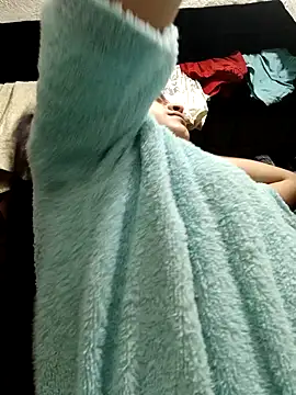 Snapshot of naughty-girl01 chatting on 28, 1, 2025 naughty-girl01 online show from 28, 1, 2025