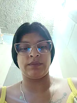 Snapshot of naughty-girl01 chatting on 24, 2, 2025 naughty-girl01 online show from 24, 2, 2025