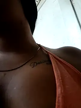 Snapshot of naughty-girl01 chatting on 11, 3, 2025 naughty-girl01 online show from 11, 3, 2025