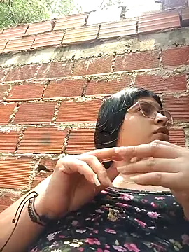 Snapshot of naughty-girl01 chatting on 13, 3, 2025 naughty-girl01 online show from 13, 3, 2025