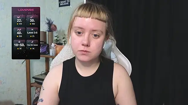 June shy0 online show from 31, 10, 2025