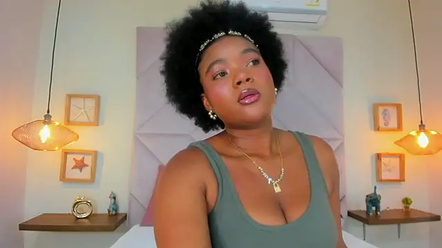 Nickybankss  online show from 11, 10, 2025