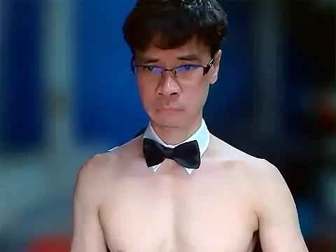 Snapshot of nakedtyler chatting on 29, 10, 2025 nakedtyler online show from 29, 10, 2025