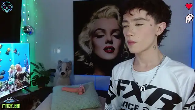 maxiy 001 online show from 14, 5, 2026