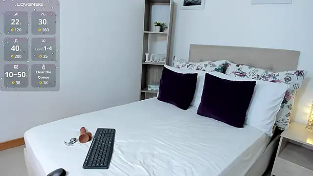 helen kinett online show from 23, 12, 2024