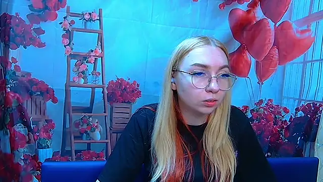 BeatriceFly online show from 8, 5, 2026
