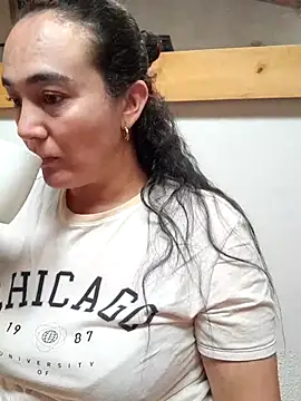 Snapshot of skayhot_ chatting on 14, 11, 2025 skayhot online show from 14, 11, 2025