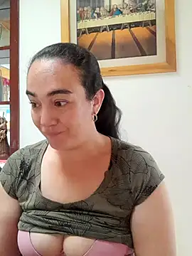 Snapshot of skayhot_ chatting on 15, 11, 2025 skayhot online show from 15, 11, 2025