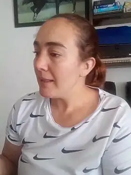 Snapshot of skayhot_ chatting on 2, 2, 2026 skayhot online show from 2, 2, 2026