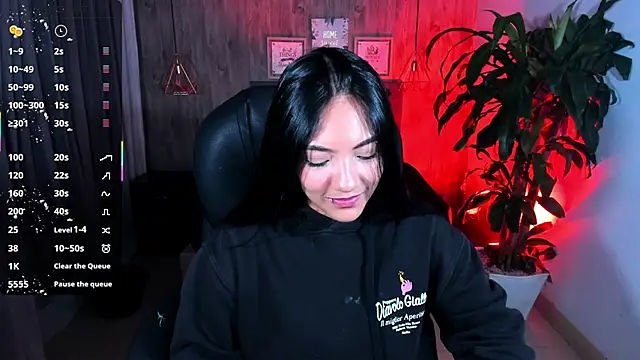 miichael black online show from 4, 12, 2025