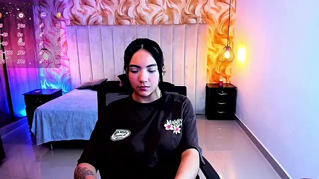 Snapshot of miichael_black chatting on 5, 4, 2026 miichael black online show from 5, 4, 2026