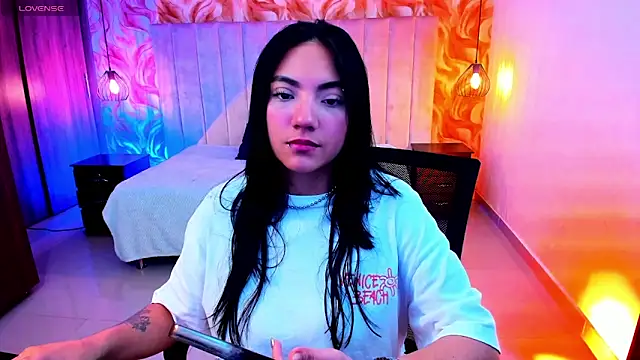 Snapshot of miichael_black chatting on 14, 4, 2026 miichael black online show from 14, 4, 2026