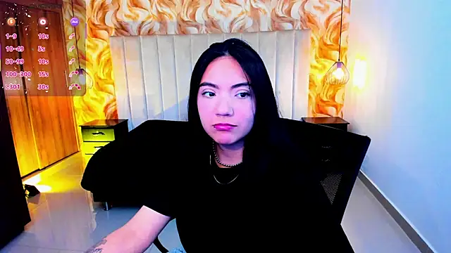 Snapshot of miichael_black chatting on 22, 4, 2026 miichael black online show from 22, 4, 2026