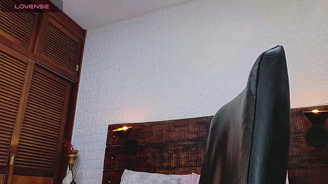 Snapshot of Celeste_sanz chatting on 3, 10, 2025 Celeste sanz online show from 3, 10, 2025